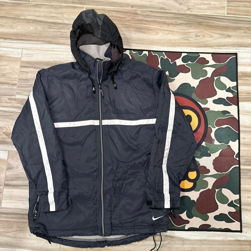90s Vintage Black and White Nike windbreaker Trackjacket with removable hood